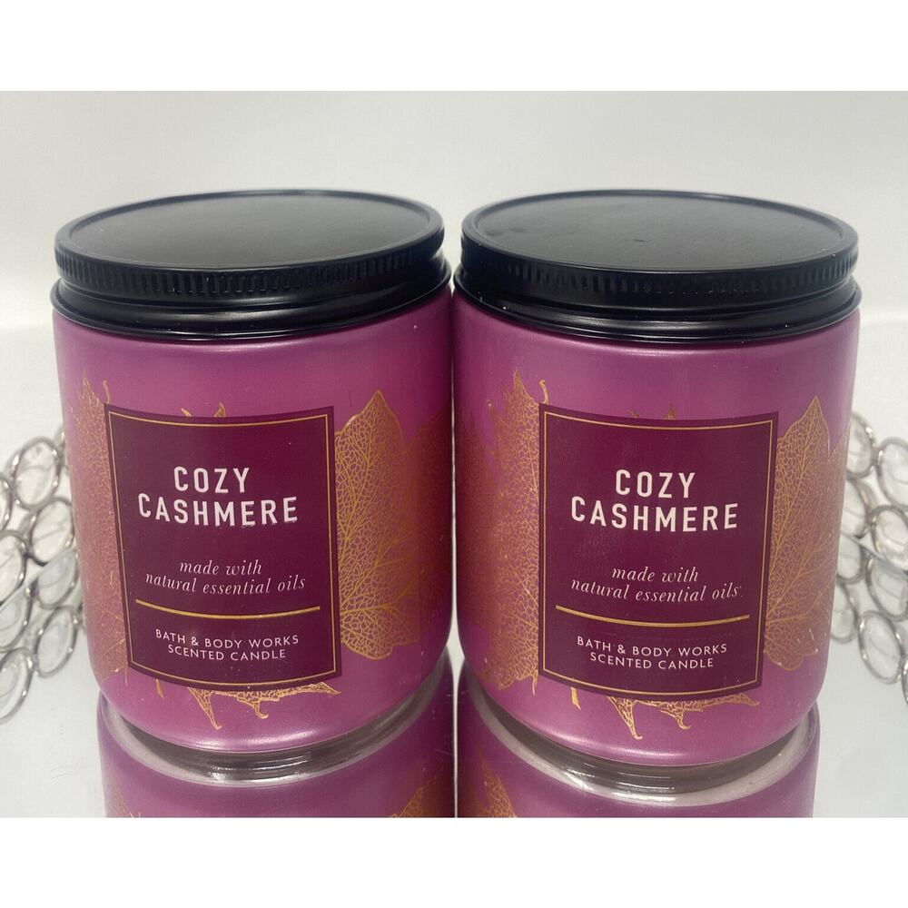 Bath & Body Works 2021 Cozy Cashmere Single Wick 7 Oz Candle New x2